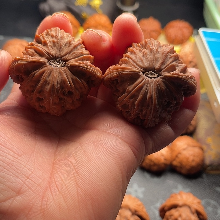 桃核把件全品磨盘边48