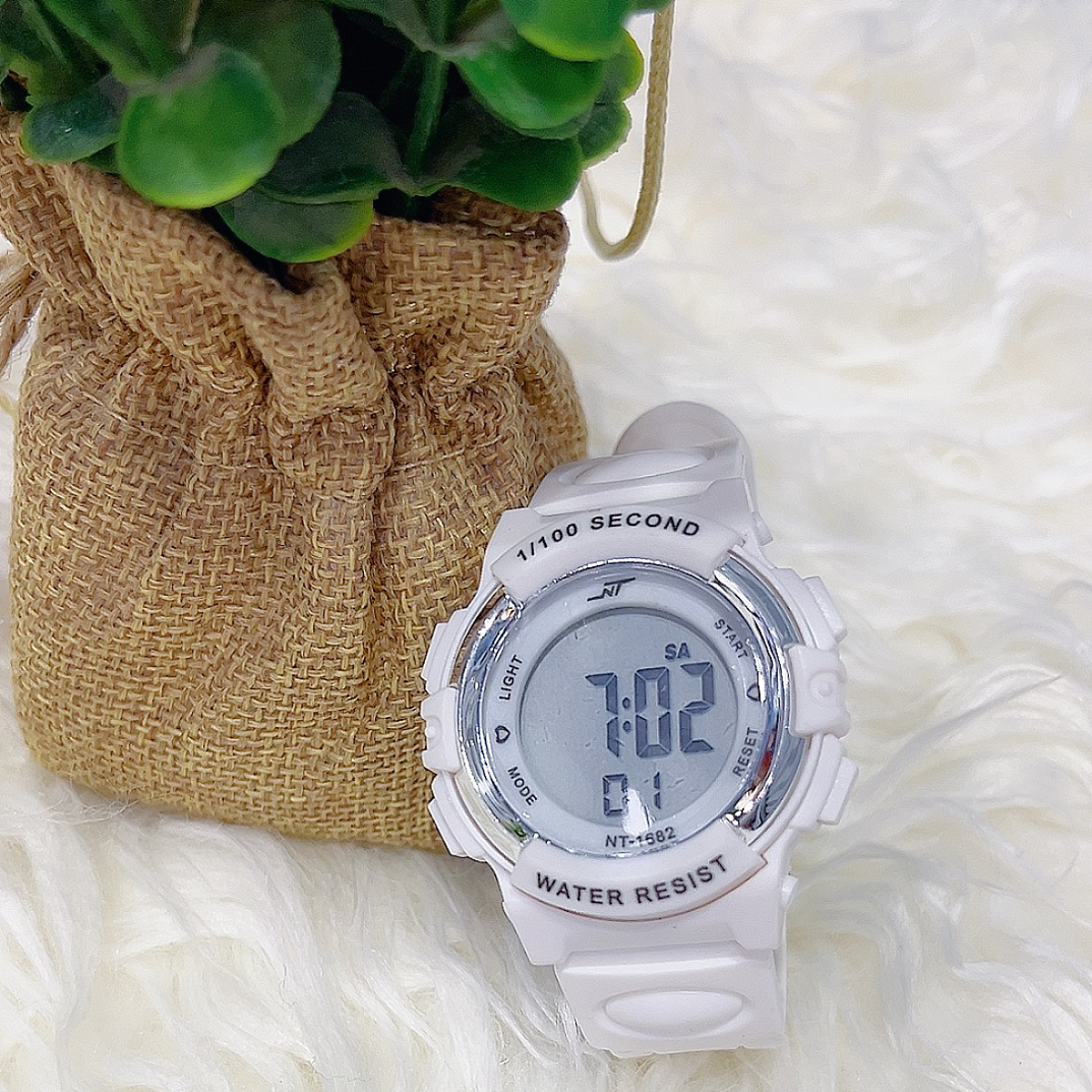 时尚运动潮流夜光防水高颜值初高中学生手表小款