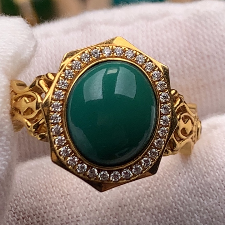 绿松石车挂18K金镶嵌