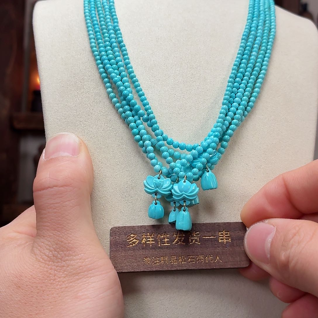 18K金镶嵌绿松石珠宝奇石