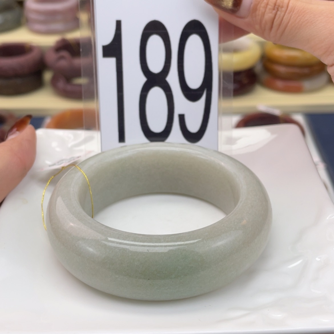 【闪购商品】石英质玉手镯未镶嵌