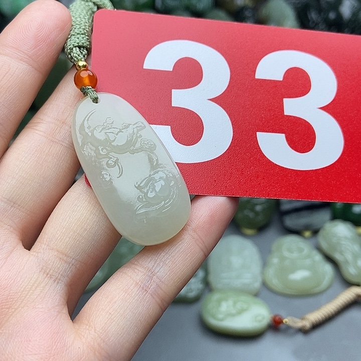 和田玉未镶嵌颈饰