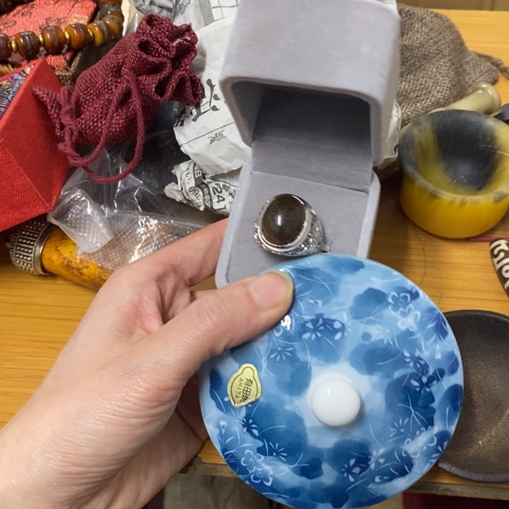 摆件中古工艺品一件