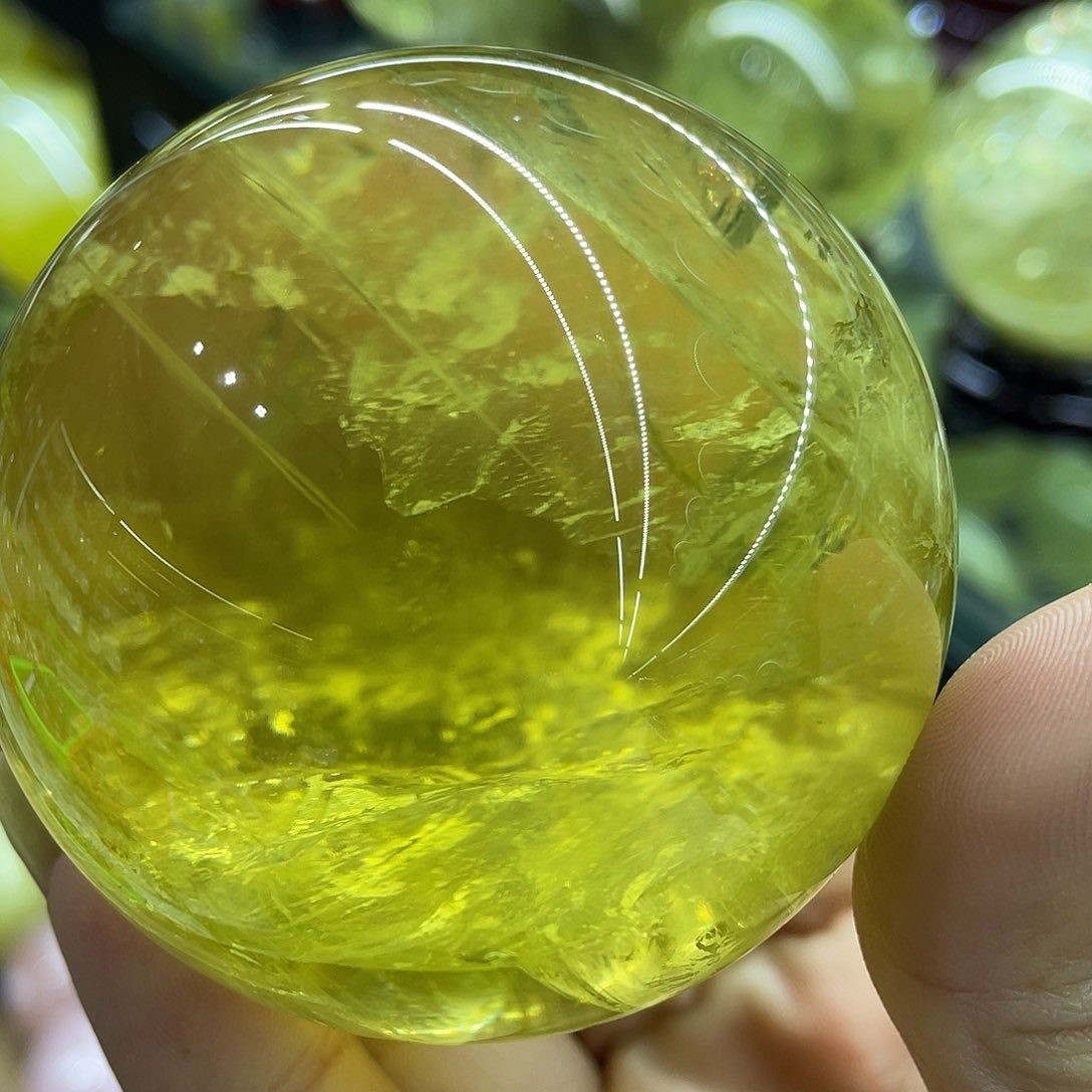 水晶水晶球摆件未镶嵌