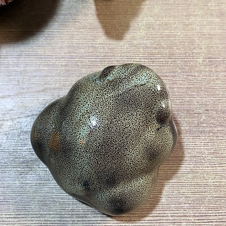 ****瓷片窑变金蟾摆件