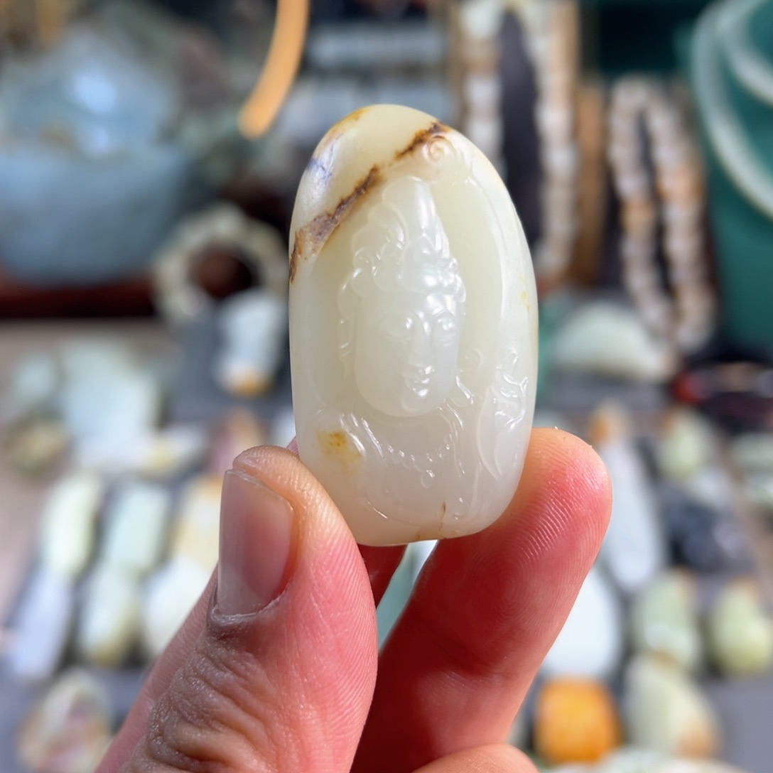 和田玉颈饰未镶嵌