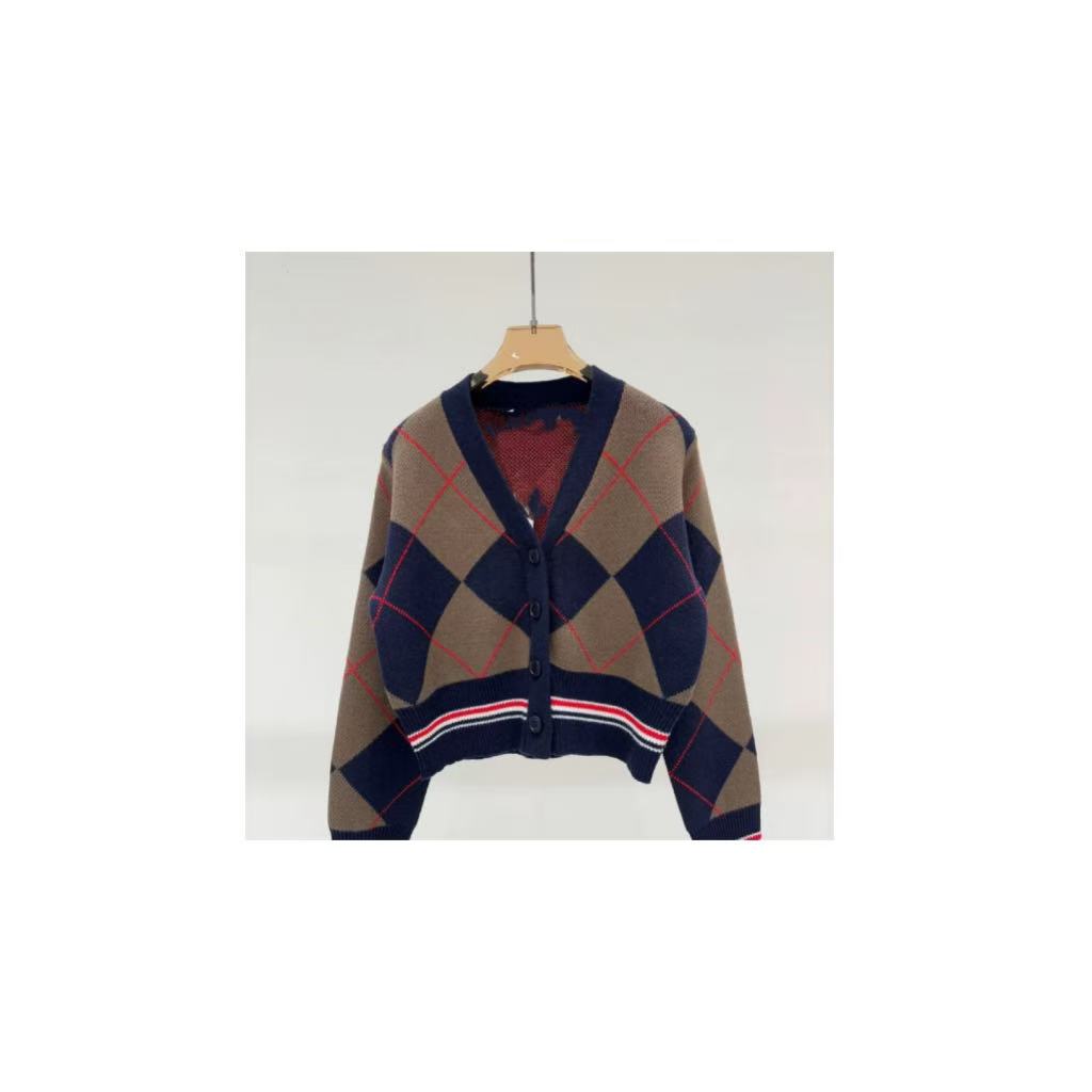 DTB277大格子学院风开衫毛衣