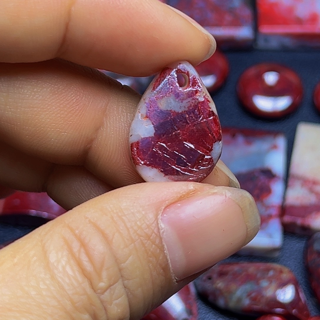 天然辰砂朱砂吊坠