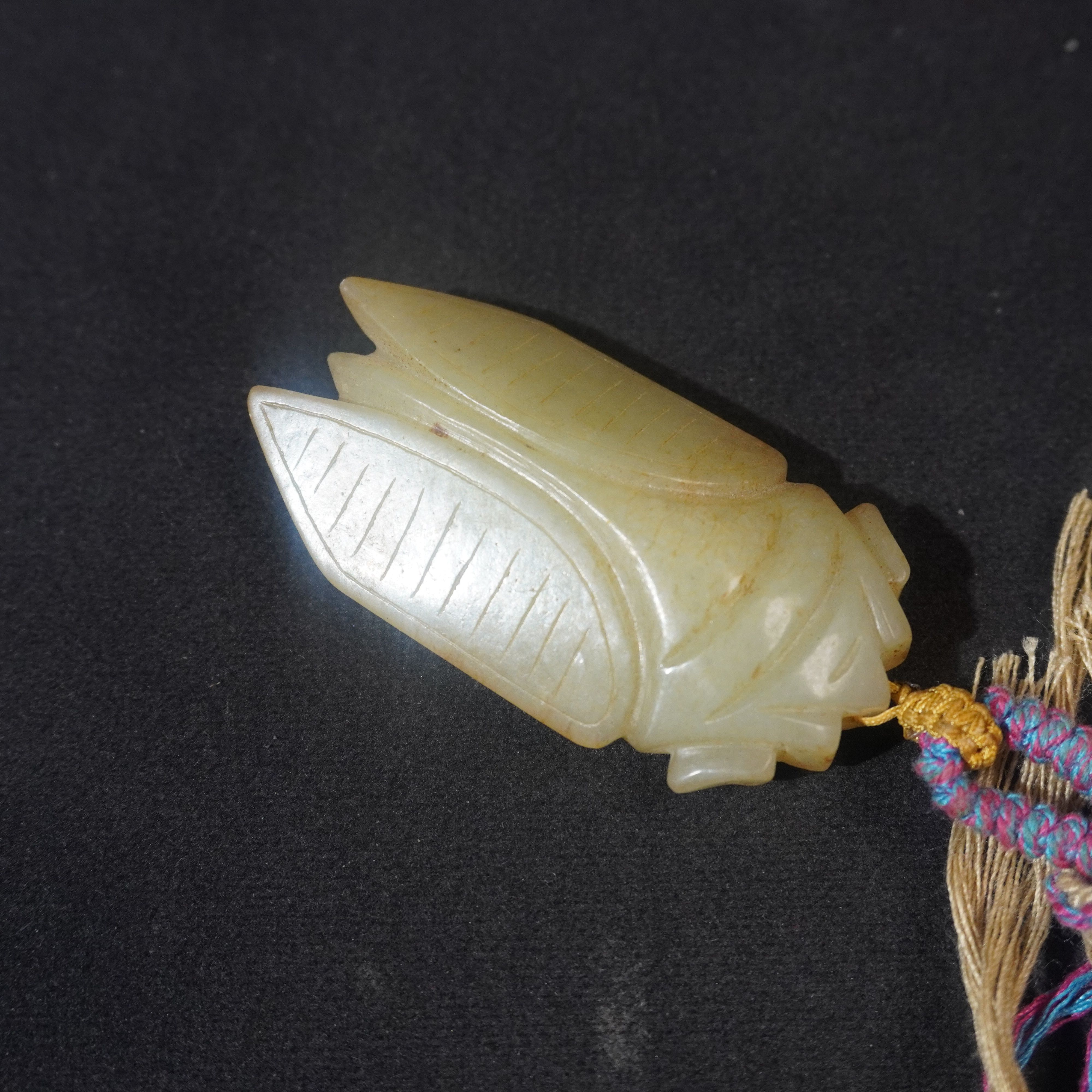 7SC28  明 和田玉八刀蝉挂件