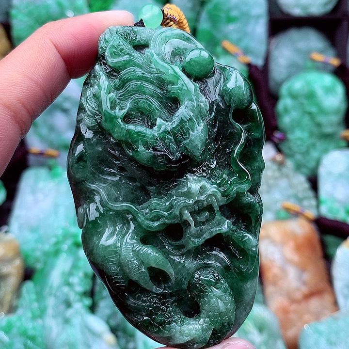 翡翠吊坠(不含链)未镶嵌