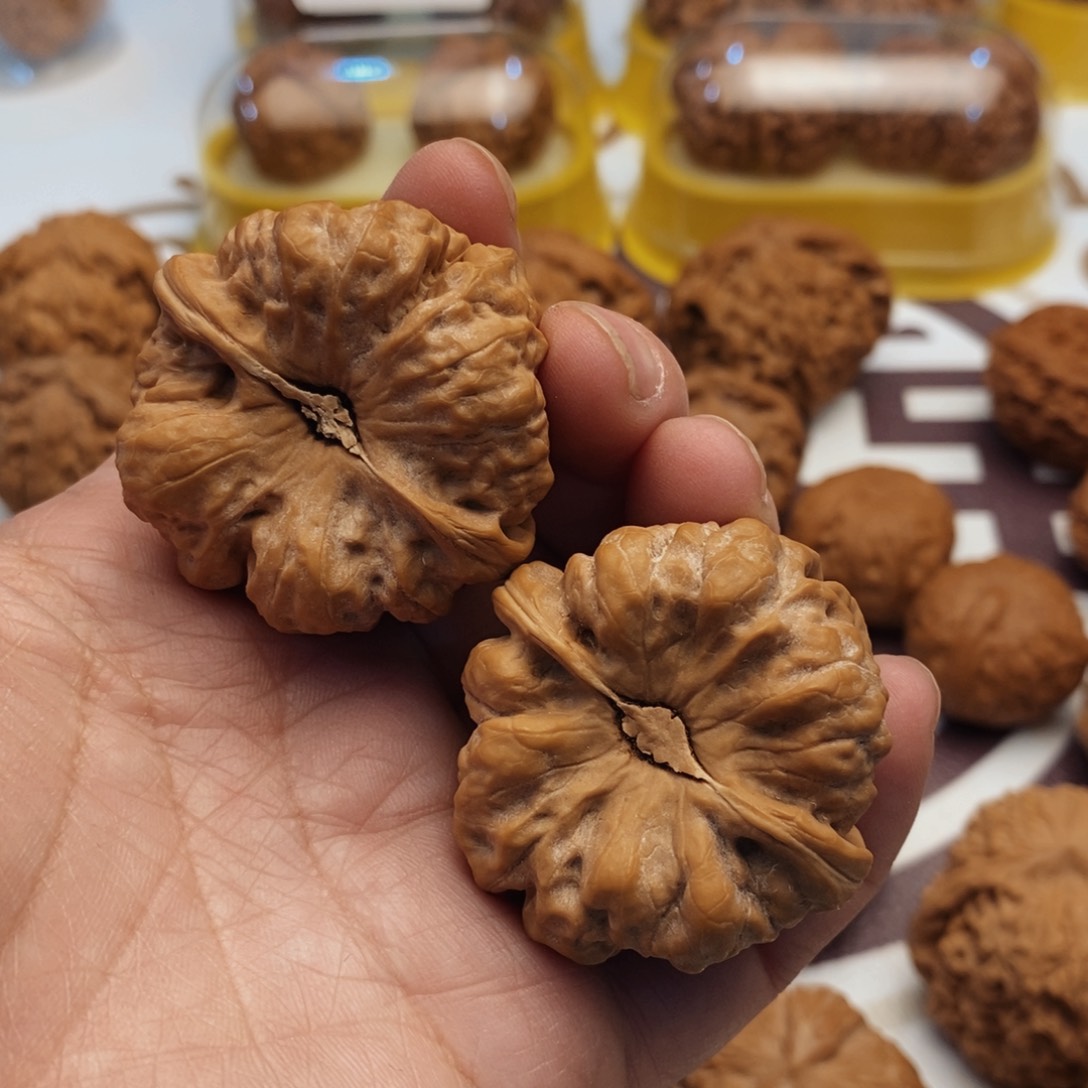 文玩核桃吊坠K***Y蛤蟆头42尺