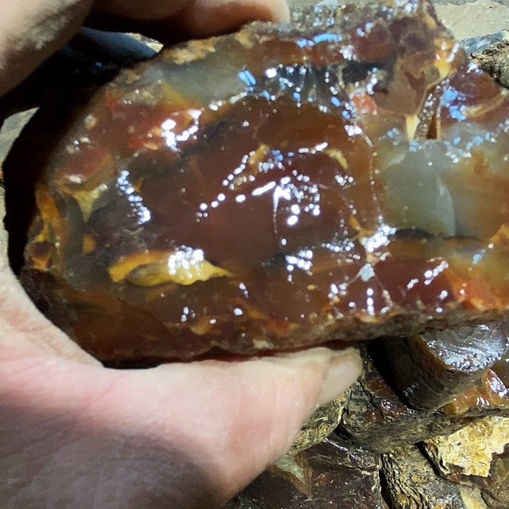 牛***悠定制玛瑙定制难熬