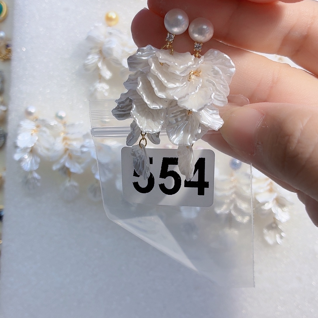 淡水珍珠耳饰合金