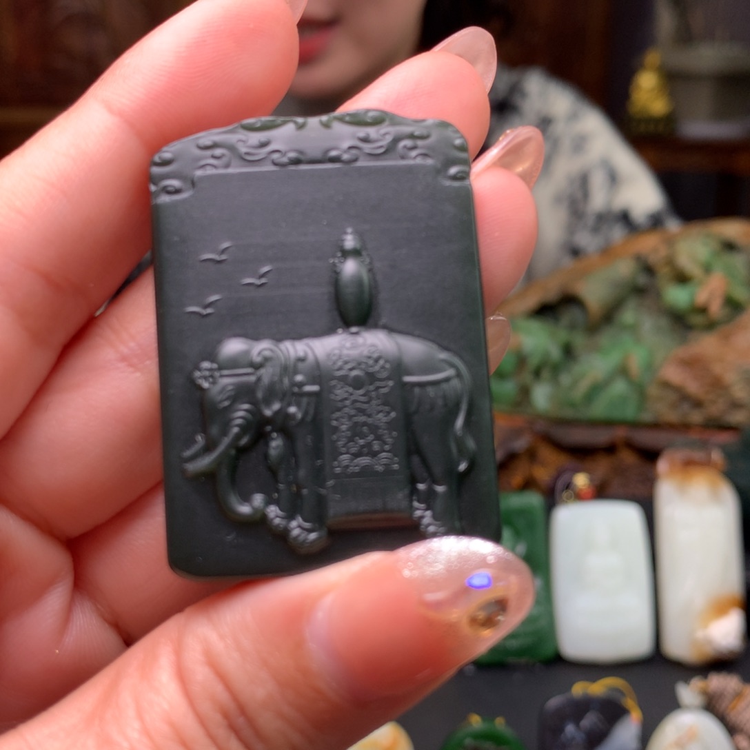 和田玉挂件未镶嵌