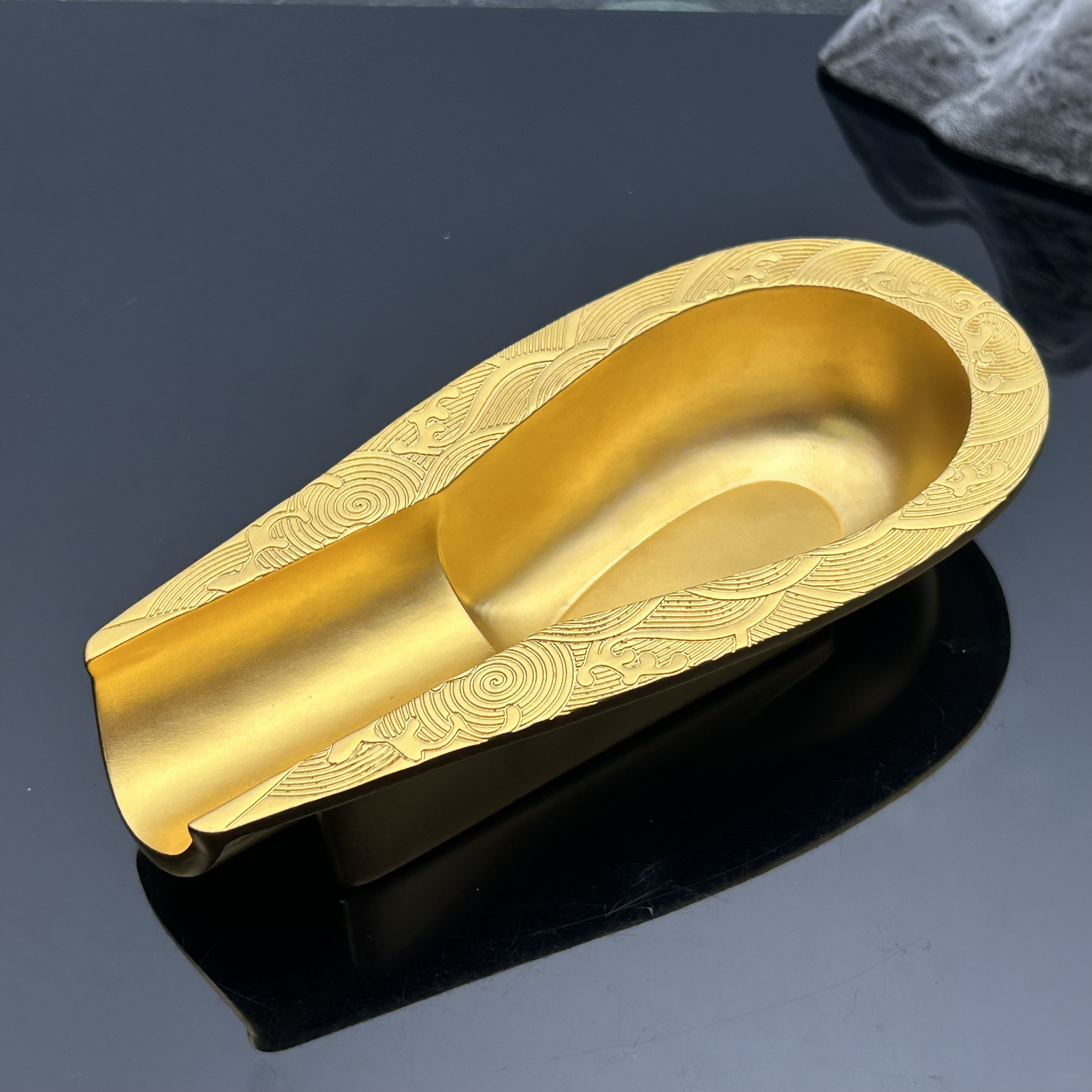 刘爷专属 深圳水贝足金烟缸摆件文玩配饰