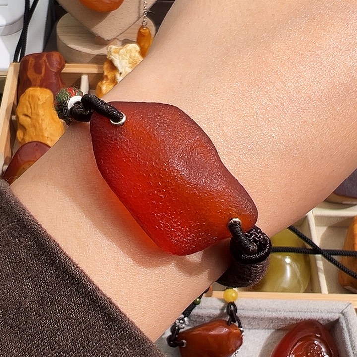 蜜蜡裸石未镶嵌我