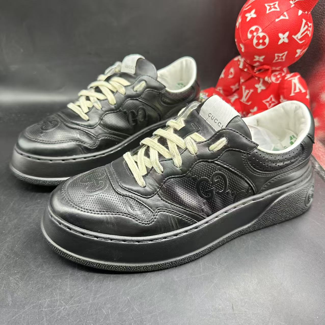 95新 GUCCI/古驰 黑色舒适时尚饼干鞋40欧码ddm2116