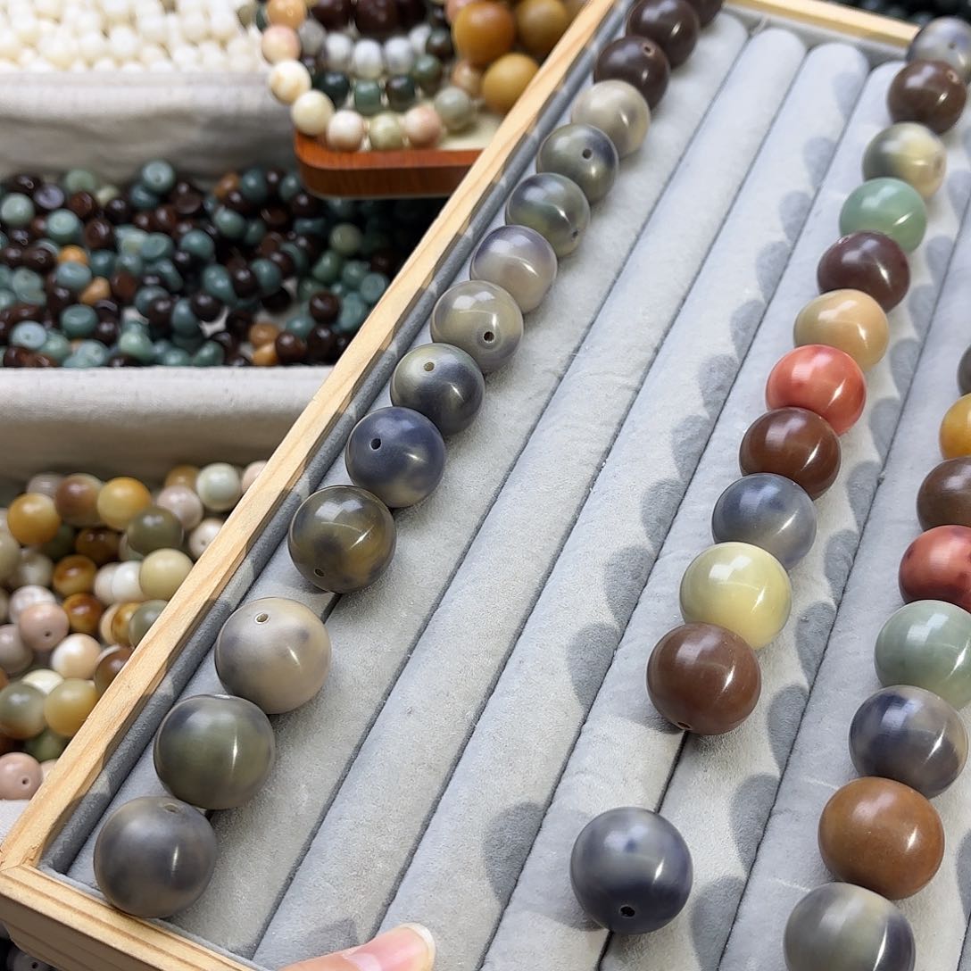 菩提根/象牙果手串鸟****?卡22-23干磨默认微瑕14颗