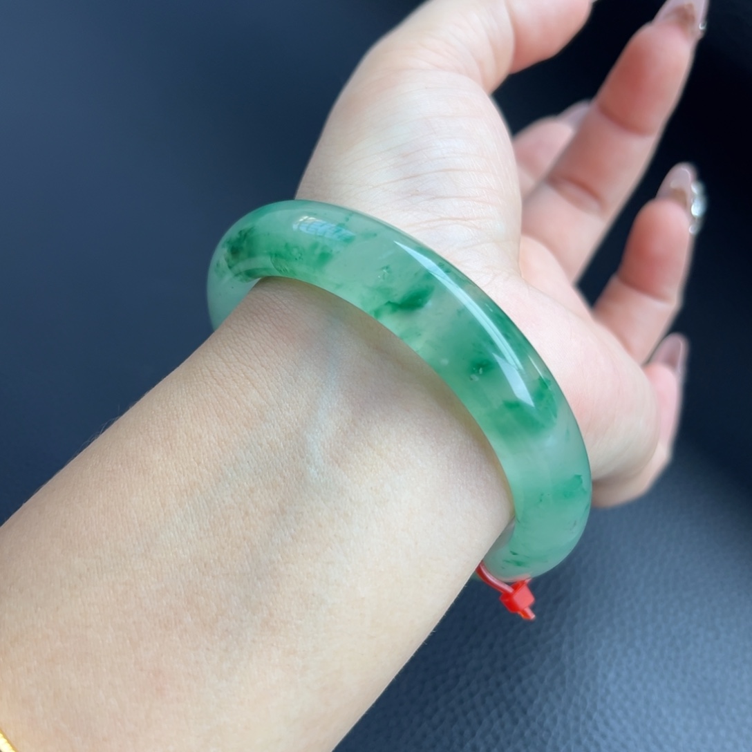 石英质玉未镶嵌手镯59.6