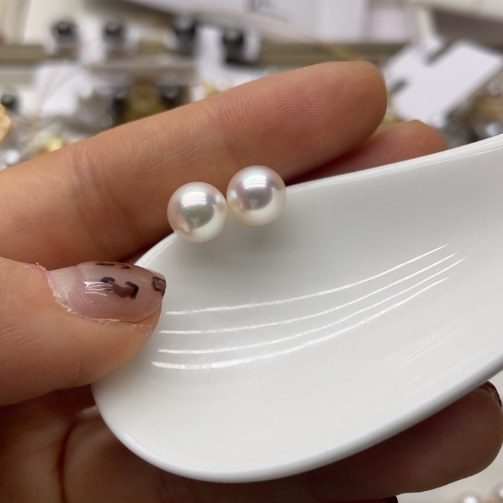 海水珍珠耳饰18K金镶嵌