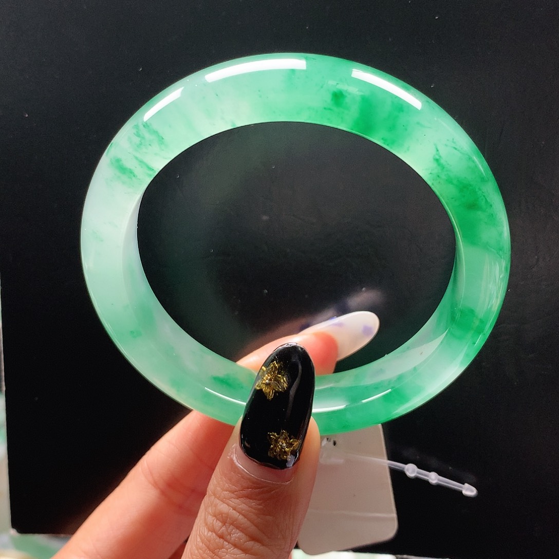 石英质玉未镶嵌手镯53