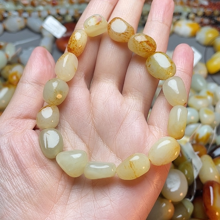 和田玉未镶嵌手链