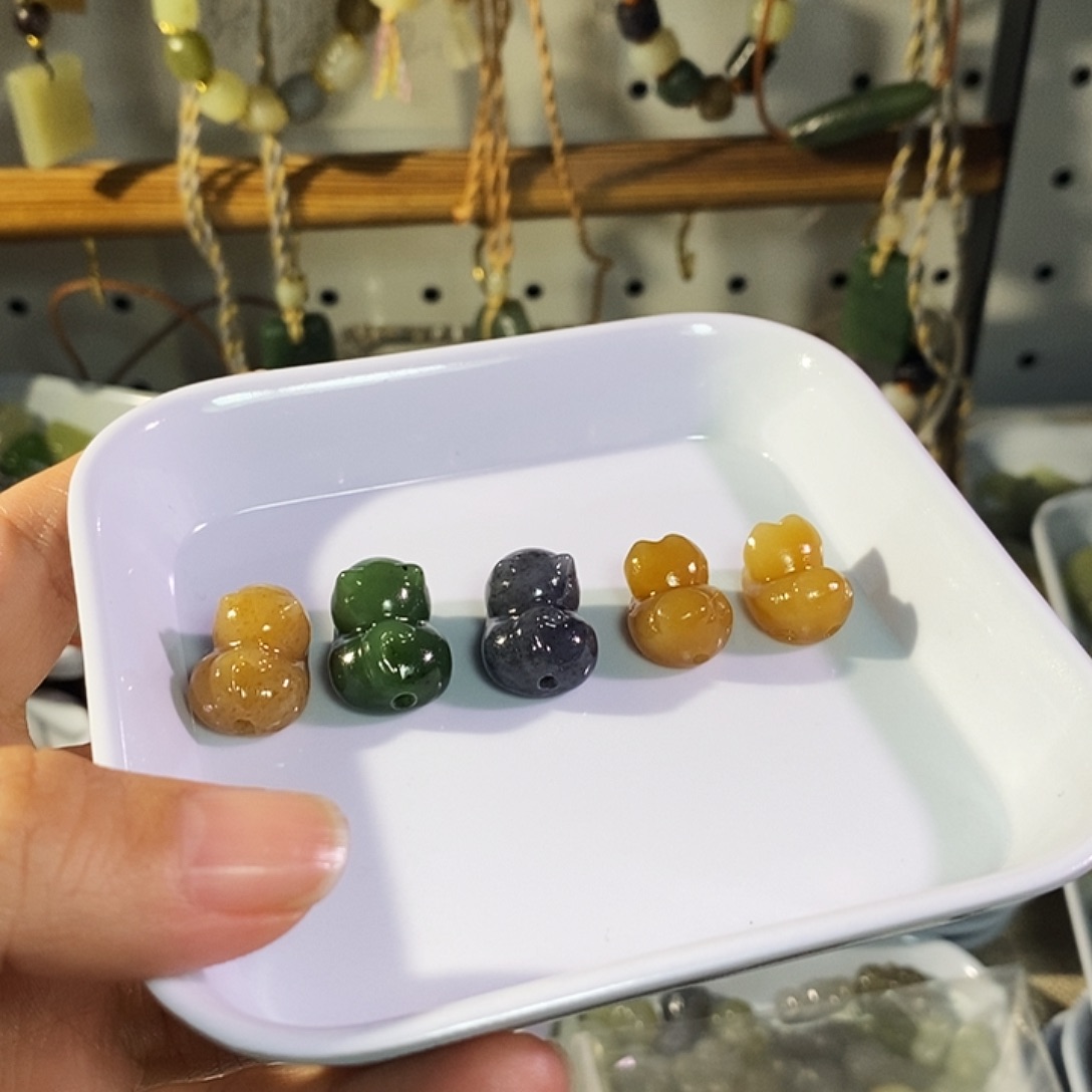 逆***上和田玉未镶嵌手链