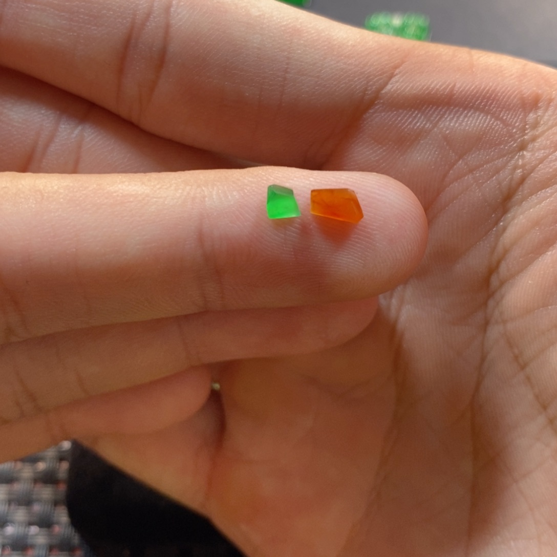 翡翠挂件未镶嵌翡翠珠宝翡翠珠宝