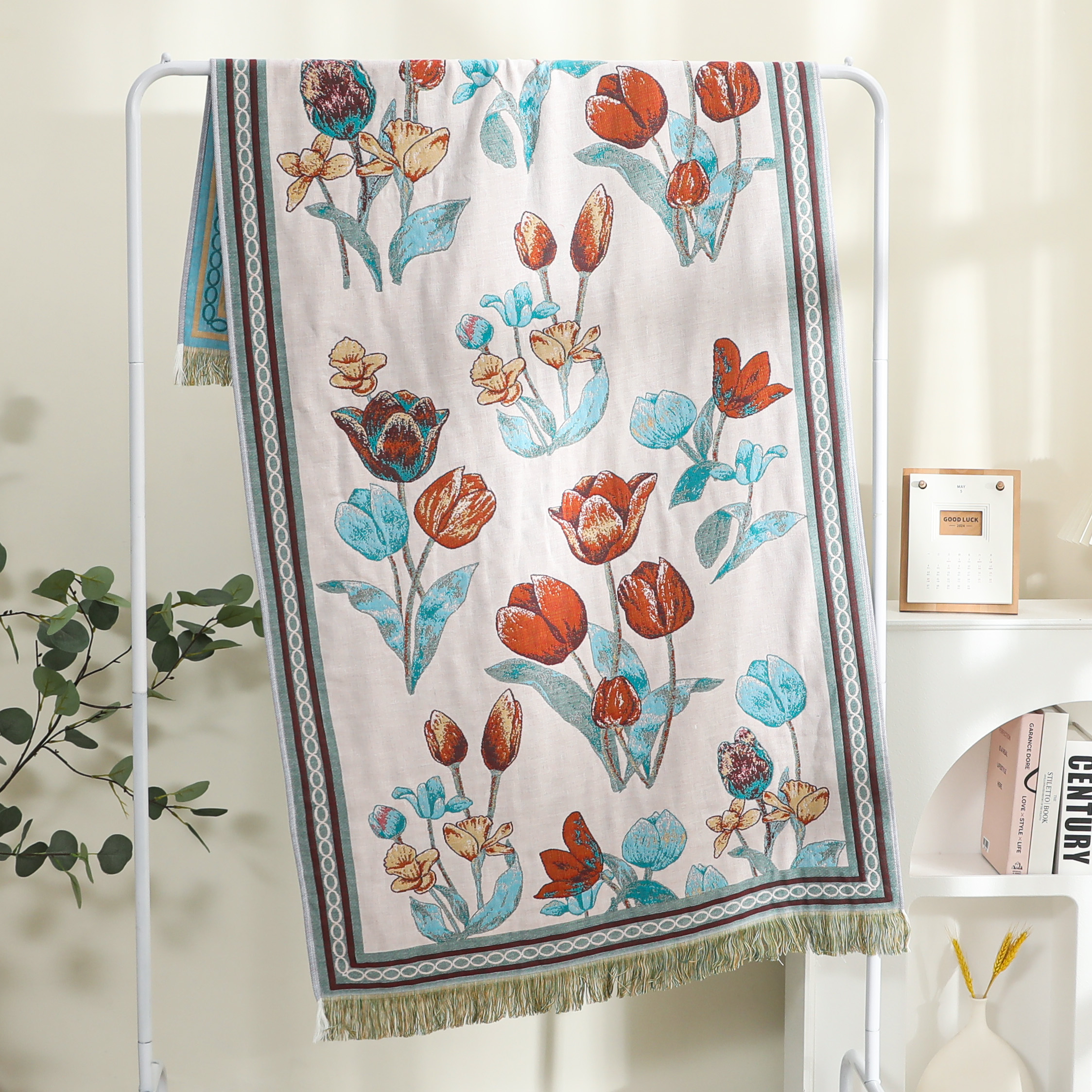 郁金香-白底流苏沙发巾80*160cm（1条装）