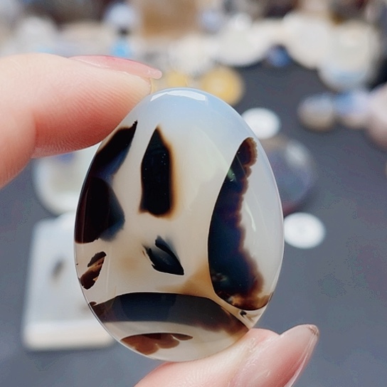 未镶嵌玛瑙/玉髓珠宝奇石