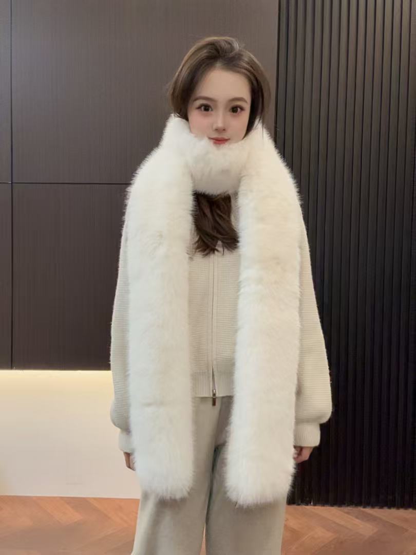 （加长加宽）冬季新款女士长绒围巾通用百搭加厚保暖纯色休闲风围巾