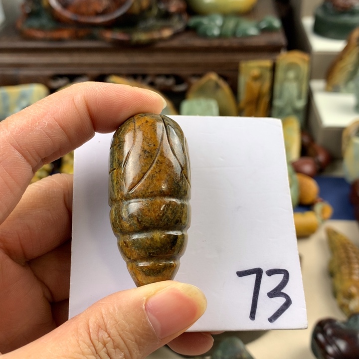 岫岩河磨玉（透闪石质玉）手把件未镶嵌