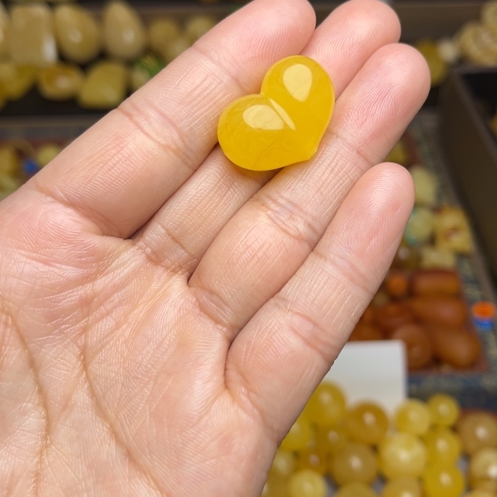 蜜蜡未镶嵌珠宝奇石天然蜜蜡屁桃188