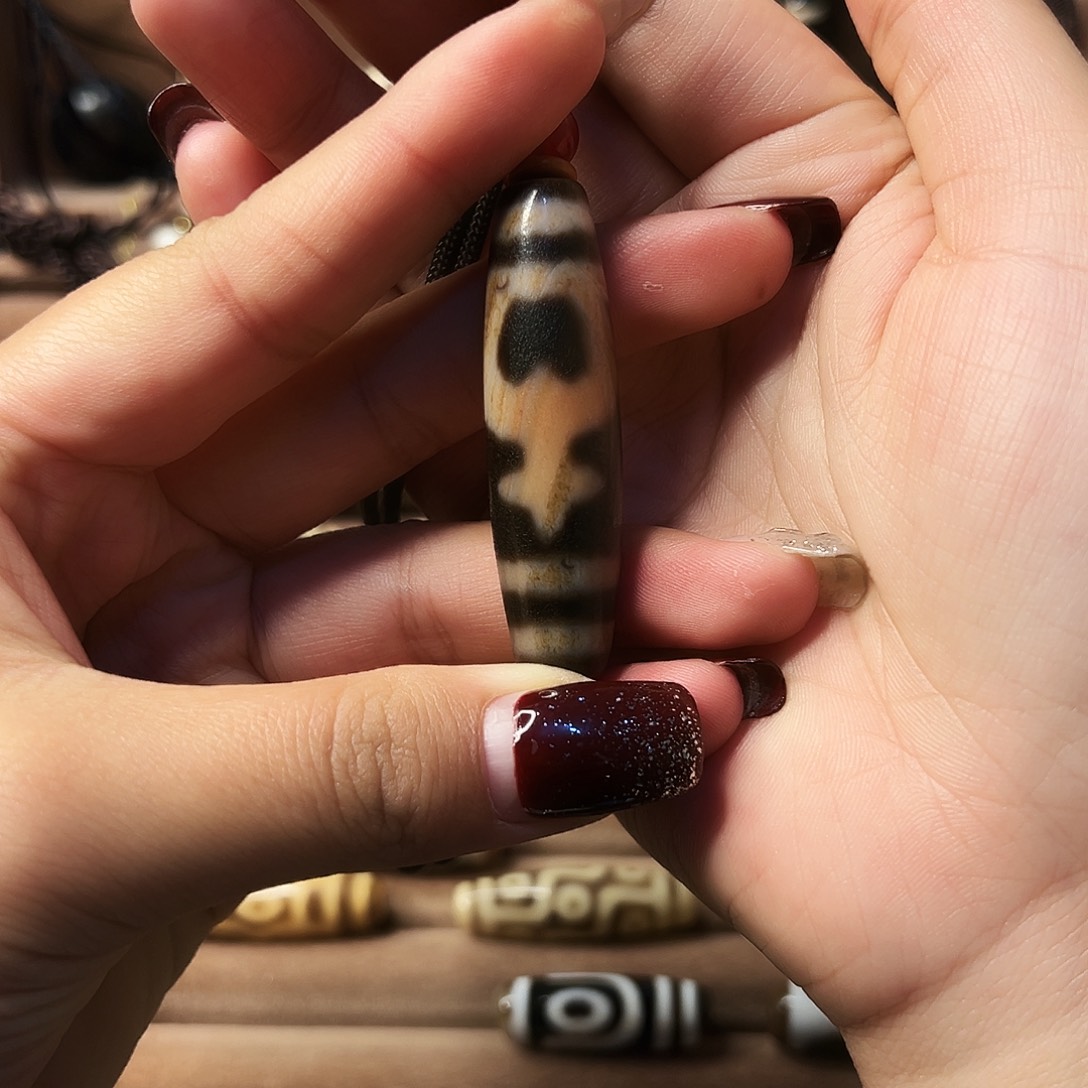 4***师玛瑙/玉髓未镶嵌颈饰