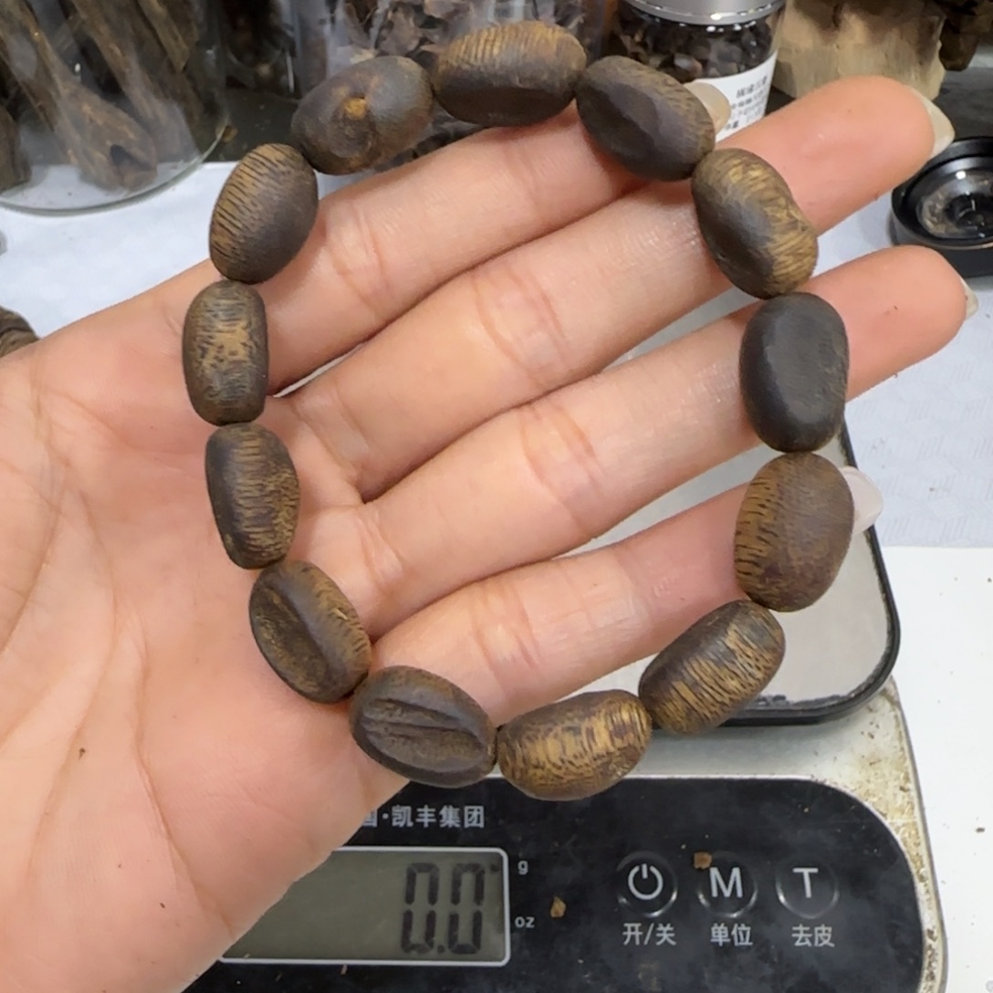 娟***沉香手串奇楠沉香老料手串8.8克