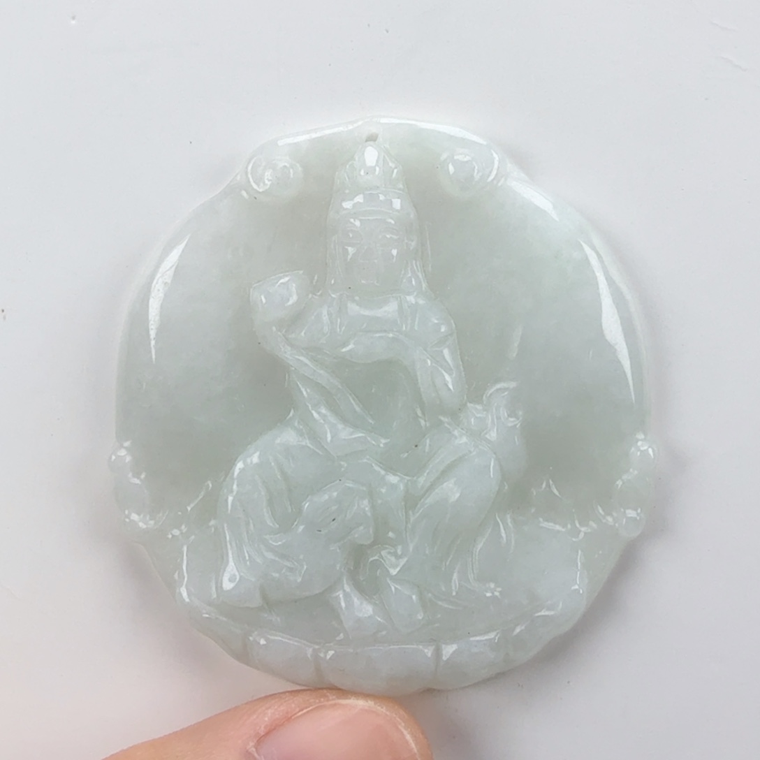 翡翠挂件未镶嵌翡翠