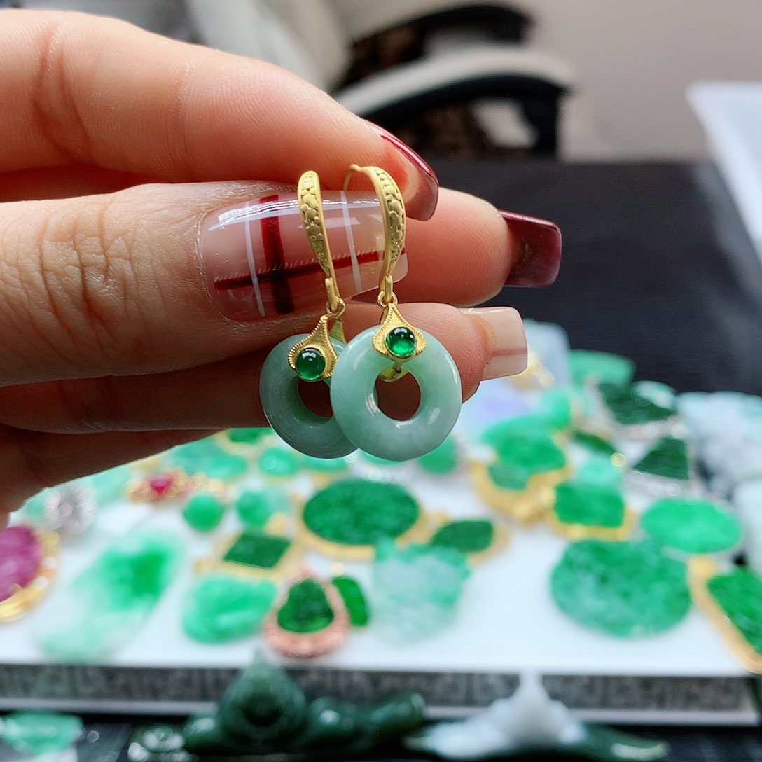 【闪购商品】翡翠耳饰未镶嵌，