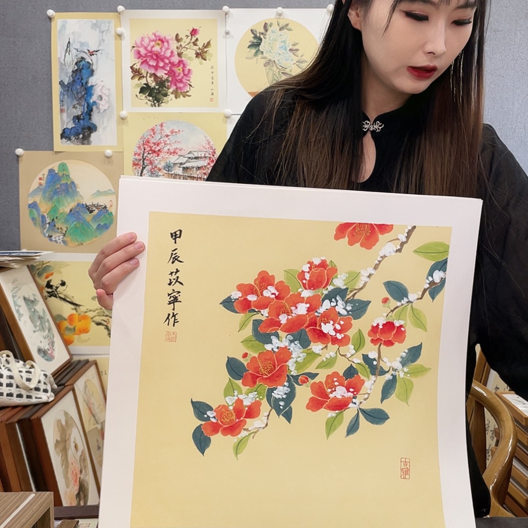 喵***酱国画手绘带框尺寸：53*53