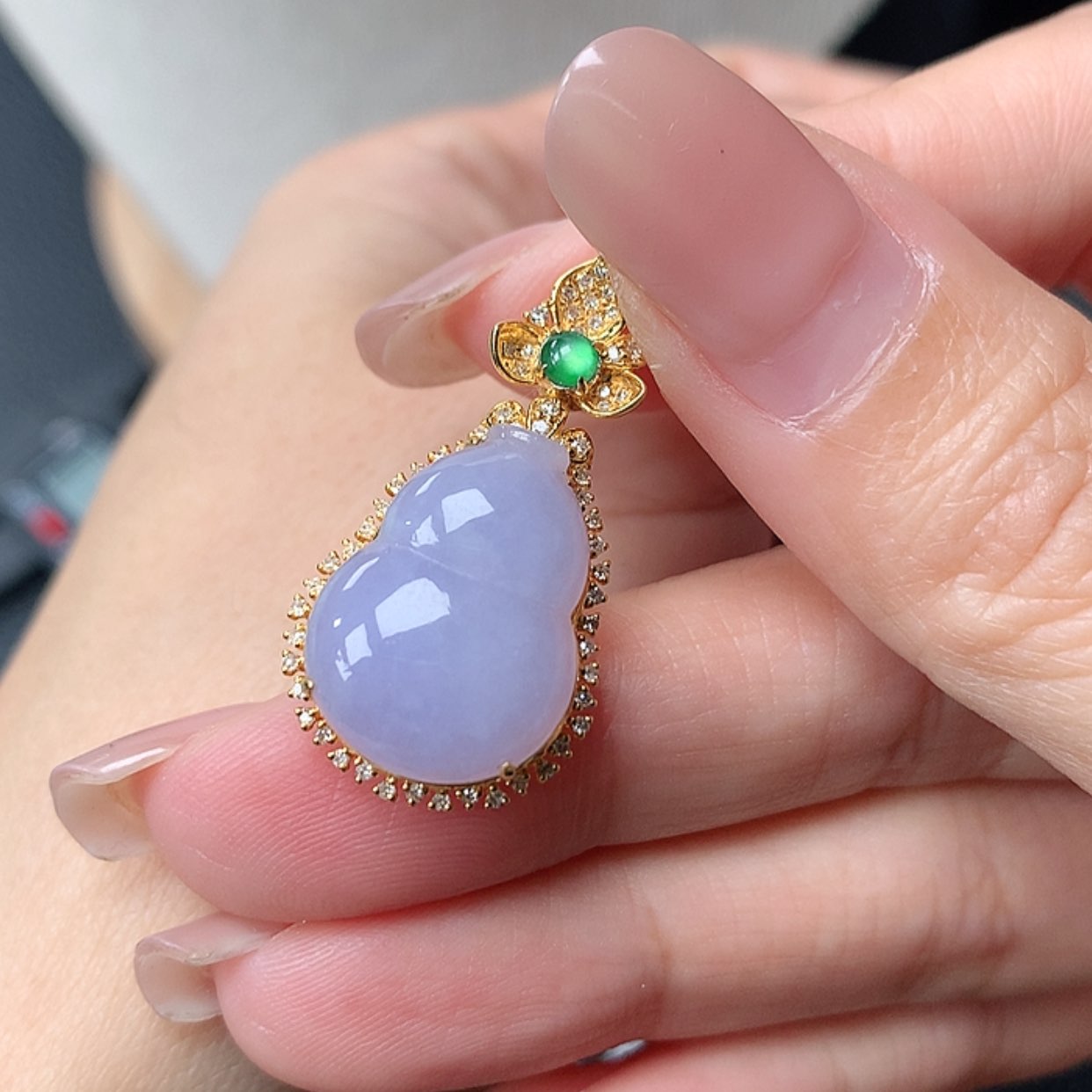 【闪购商品】翡翠吊坠(赠链)18K金镶嵌