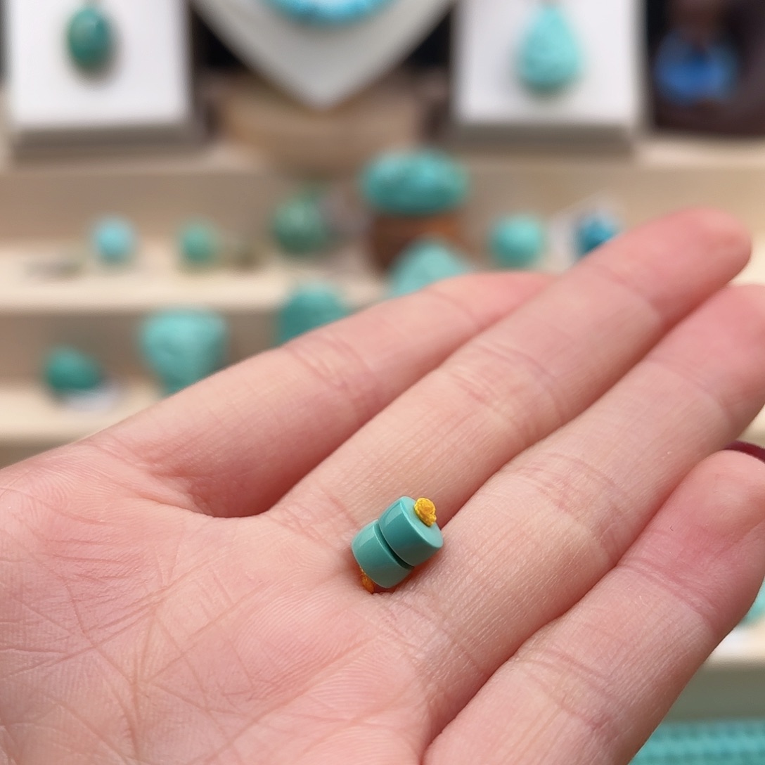 绿松石配饰未镶嵌