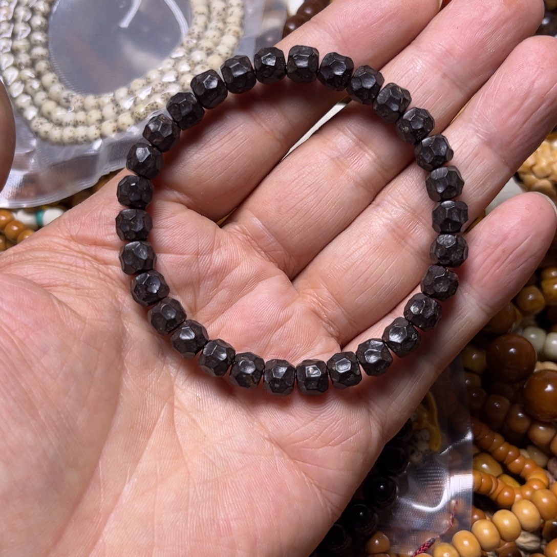 星月菩提吊坠16号耶蒂无相8x7