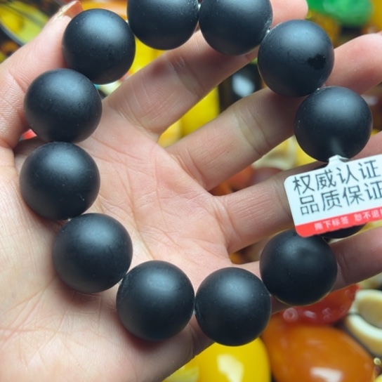 琥珀手串未镶嵌蜜蜡