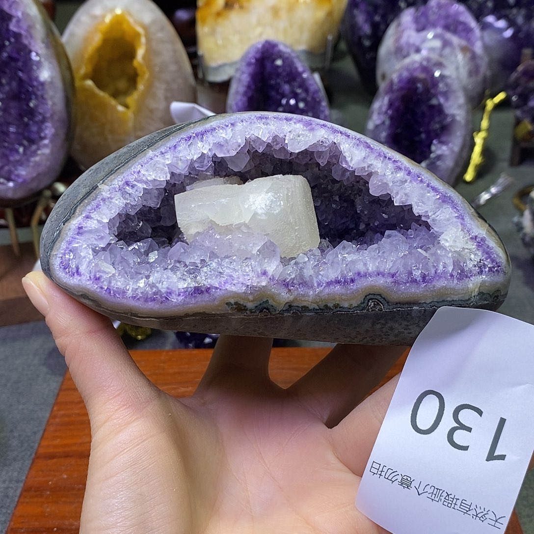 未镶嵌紫晶珠宝半成品