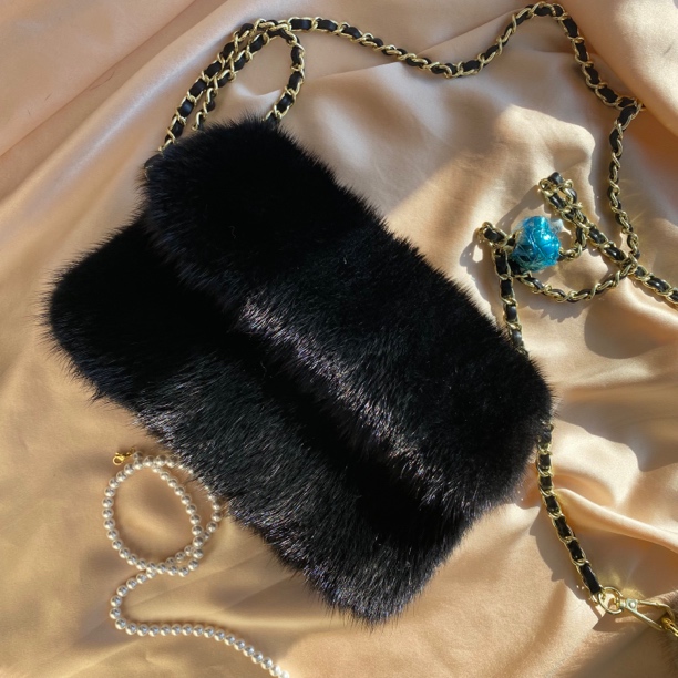 冬款小方包水貂毛整皮皮草简约时尚气质斜挎包包
