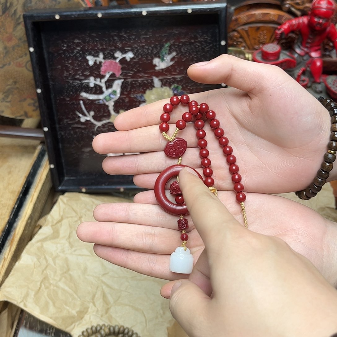 大叶紫檀（黑酸枝木类）