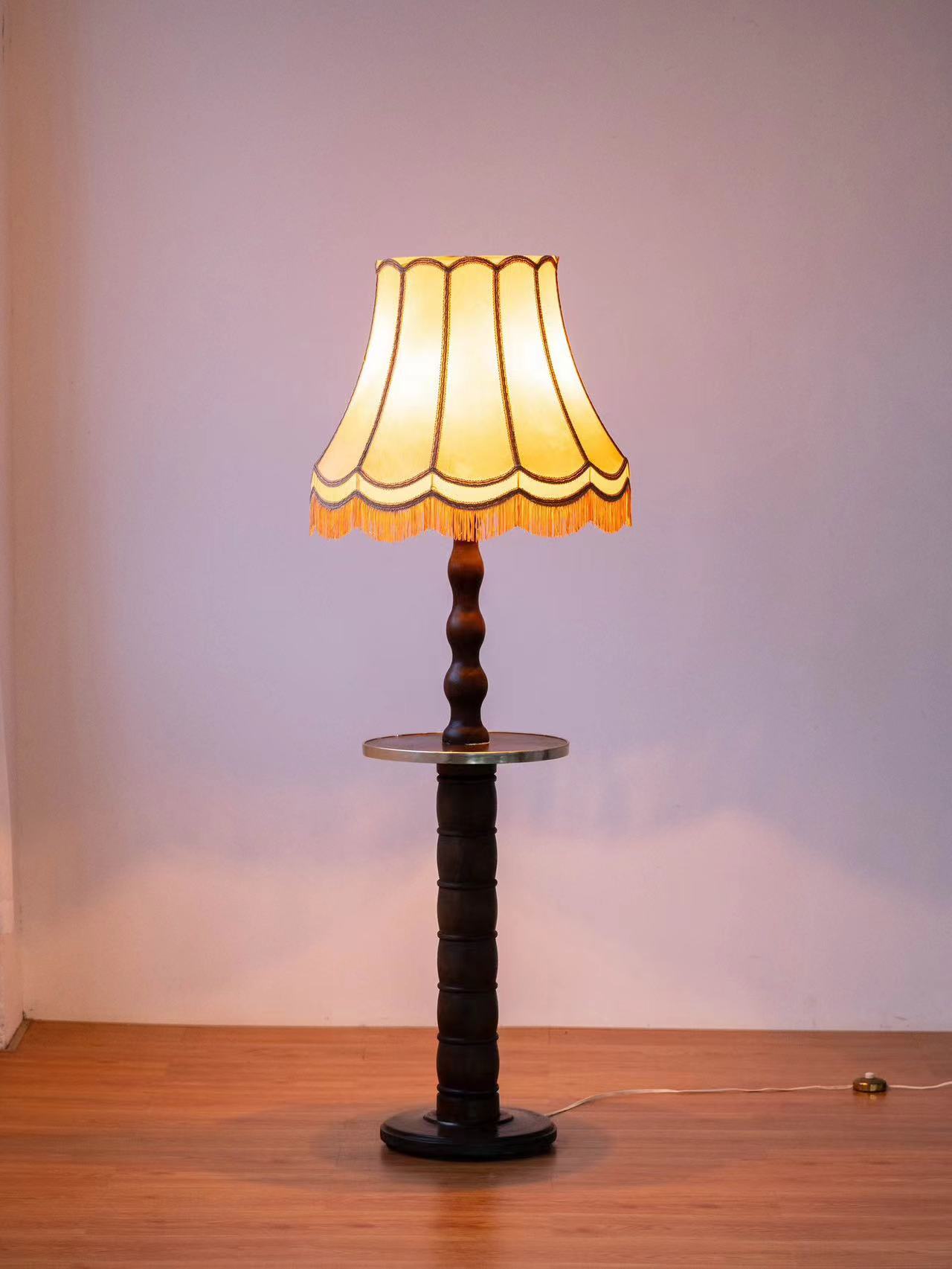 1900到1930年代奥地利阿尔卑斯山古董羊皮落地灯 直径60高170cm