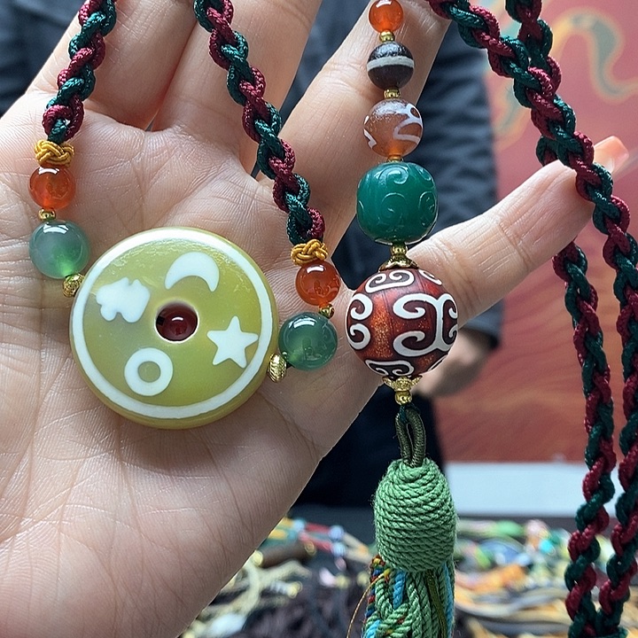 玛瑙/玉髓颈饰合金