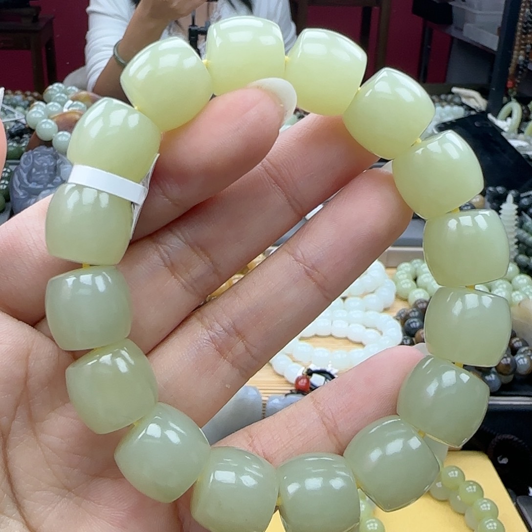 和田玉手链未镶嵌