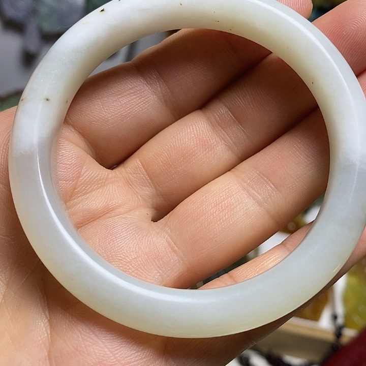 吊坠(赠链)未镶嵌翡翠