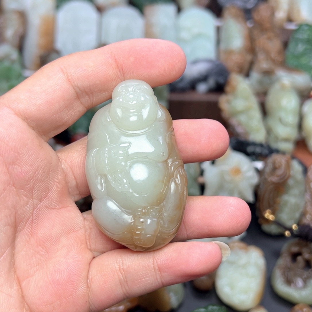 程***主和田玉未镶嵌把件